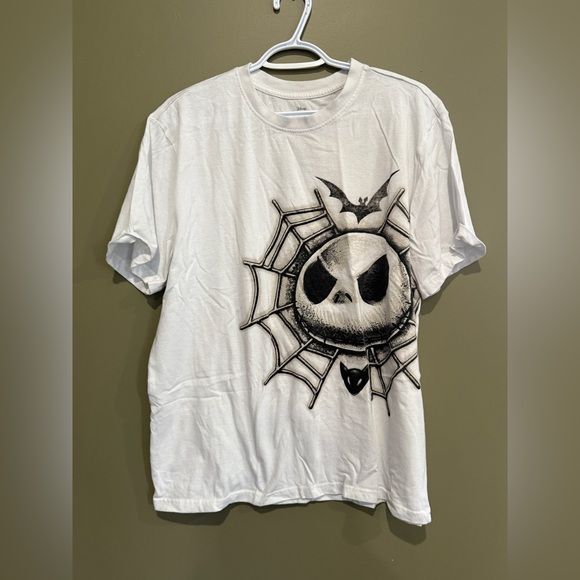 Disney Gray T-Shirt with Black Nightmare Before Christmas Design - Picture 1 of 3